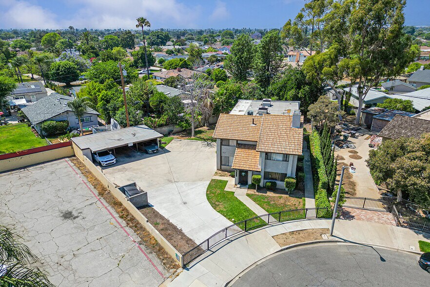 1553 Dennis Pl, West Covina, CA à vendre - Photo de l’immeuble – Image 2 sur 41