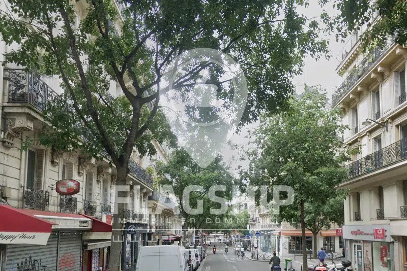 Local commercial dans Paris à louer - Photo de l’immeuble – Image 2 sur 3