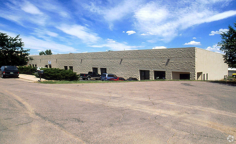 7476 S Eagle St, Centennial, CO à louer - Photo de l’immeuble – Image 3 sur 5