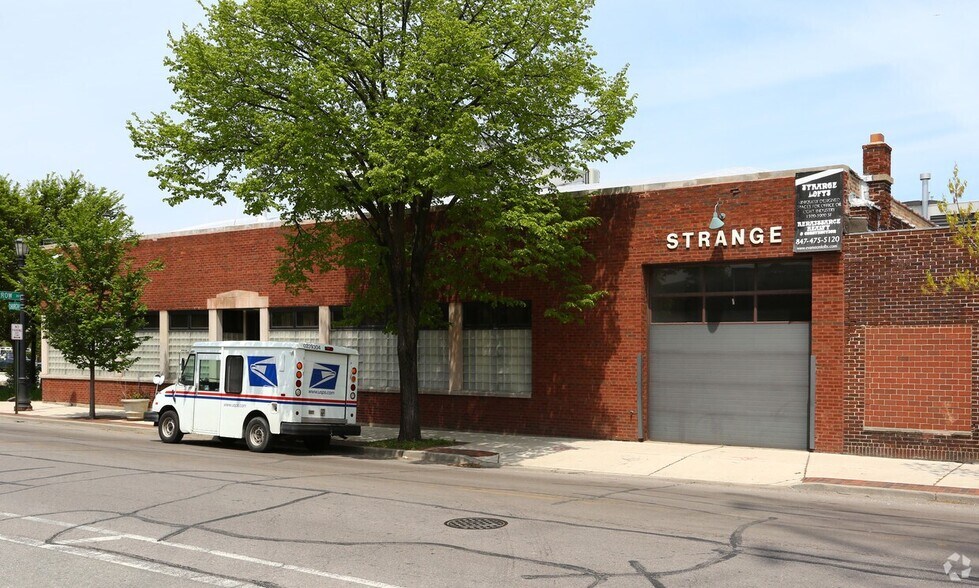 1703 Darrow St, Evanston, IL à vendre - Photo de l’immeuble – Image 3 sur 22