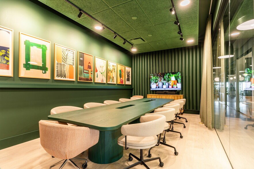 4835 S Highland Dr, Holladay, UT à louer - Photo de l’immeuble – Image 1 sur 8