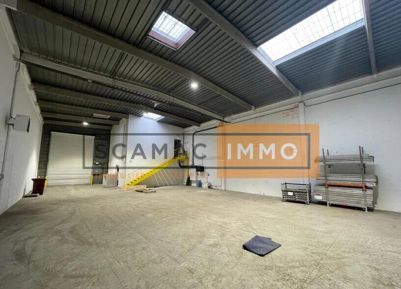 Bureau dans Torcy à louer - Photo de l’immeuble – Image 2 sur 6