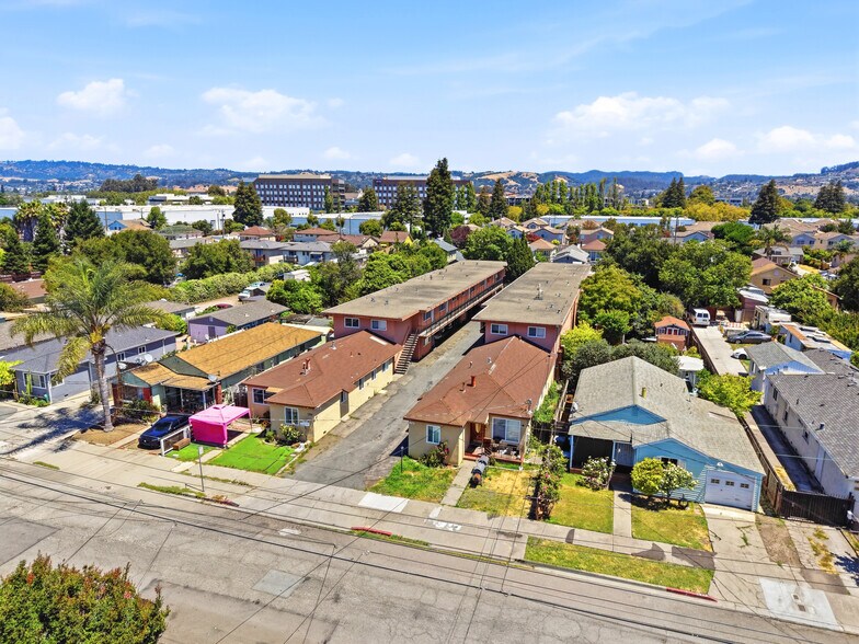 1574-1586 Pacific Ave, San Leandro, CA à vendre - Photo de l’immeuble – Image 2 sur 4