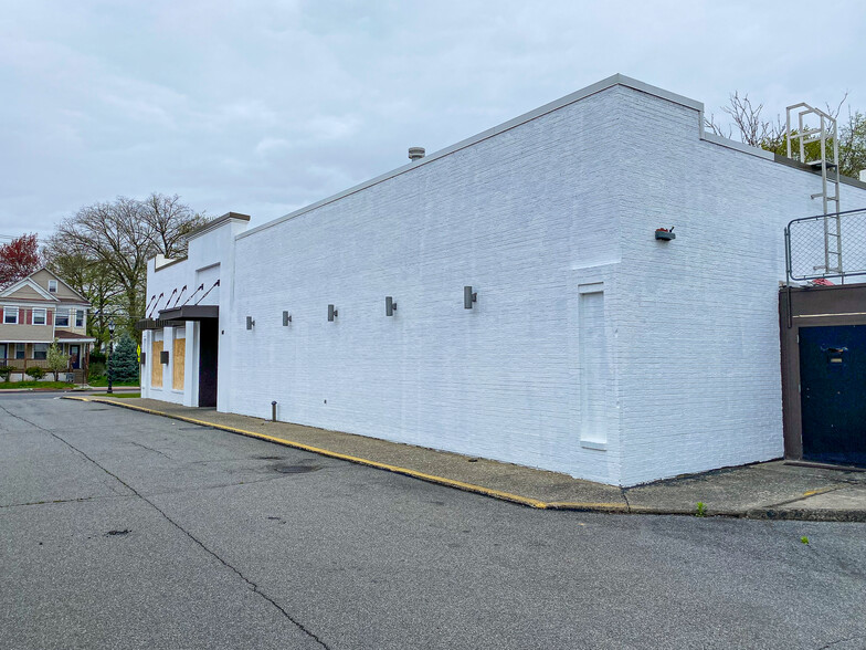 274 Delaware Ave, Albany, NY à louer - Photo de l’immeuble – Image 3 sur 8