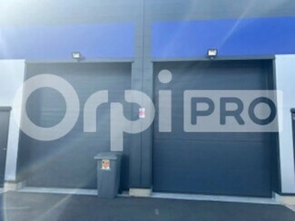 Plus de détails pour Local d'activités à louer