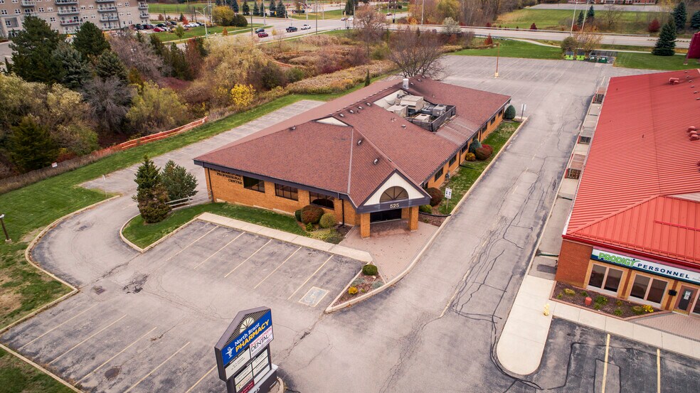 525 N Park Rd, Brantford, ON à louer - Photo de l’immeuble – Image 2 sur 6