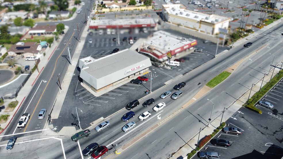 1215 N Hacienda Blvd, La Puente, CA à louer - Photo principale – Image 1 sur 3