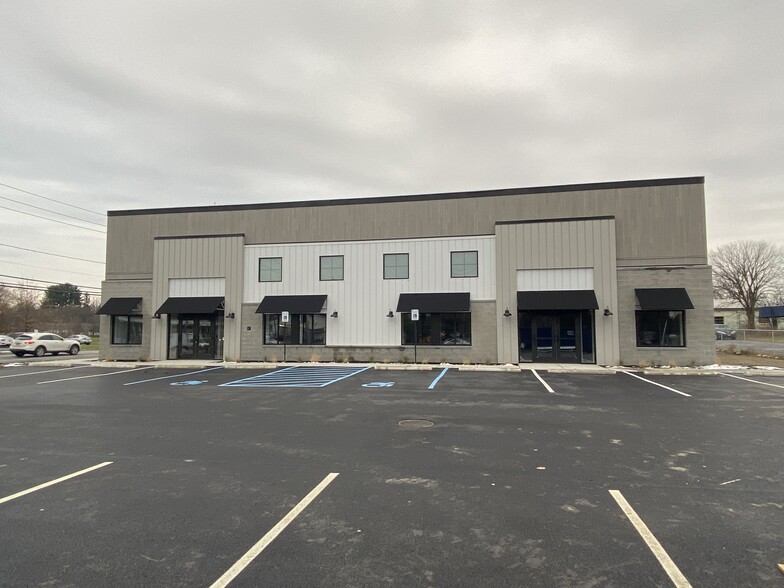 53 Freemans Bridge Rd, Schenectady, NY à louer - Photo de l’immeuble – Image 3 sur 15