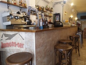 Local commercial dans Barcelone, Barcelona à louer Photo intérieure– Image 1 sur 16
