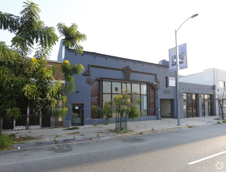 2523-2525 W Washington Blvd, Los Angeles, CA à vendre - Photo de l’immeuble – Image 3 sur 19