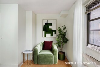 1160 Fifth Ave, New York, NY à louer Photo intérieure– Image 2 sur 12