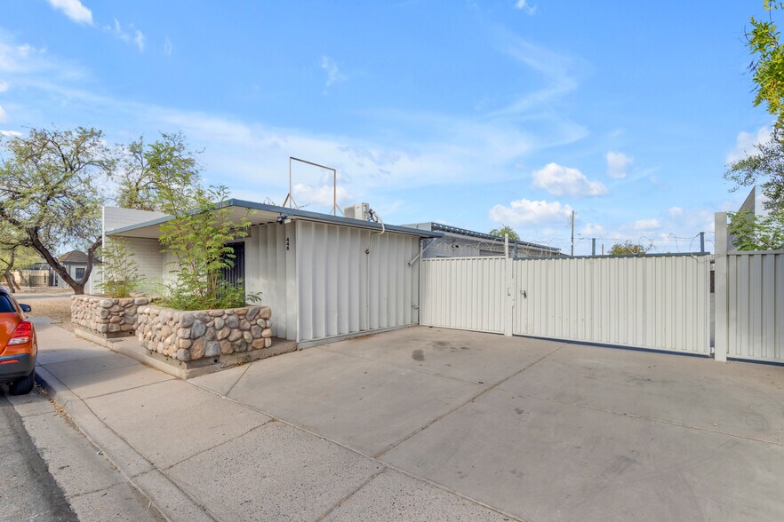 448 S Robson St, Mesa, AZ à louer - Photo de l’immeuble – Image 3 sur 29