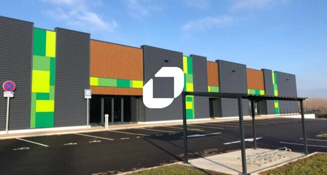 Plus de détails pour Local commercial à louer