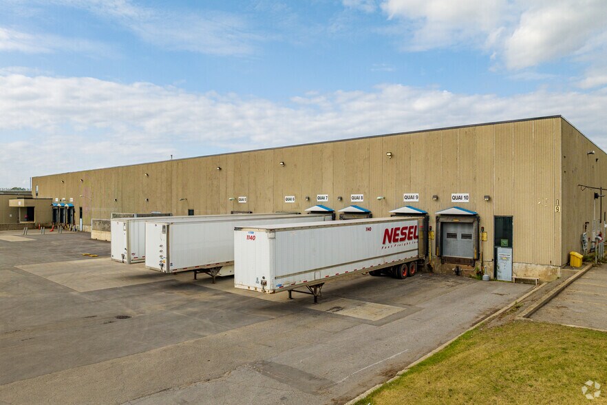 17400 Rte Transcanadienne, Kirkland, QC à vendre - Photo de l’immeuble – Image 3 sur 10