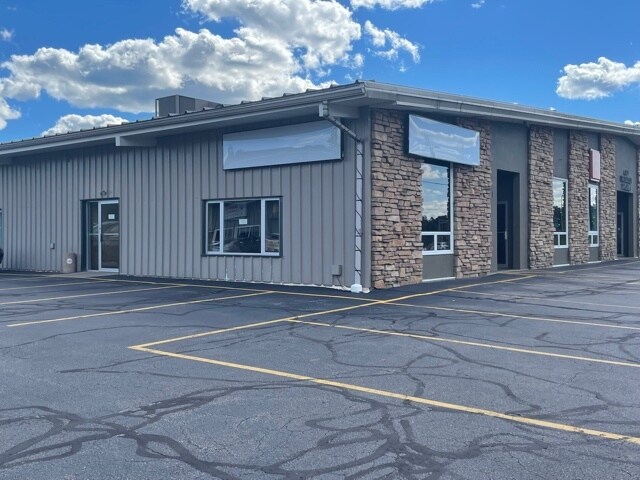 4111 Schofield Ave, Schofield, WI à louer - Photo de l’immeuble – Image 2 sur 30