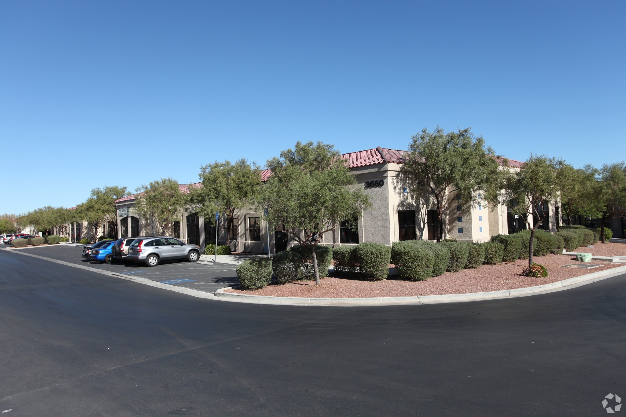 3660 N Rancho Dr, Las Vegas, NV à louer Photo principale– Image 1 sur 19