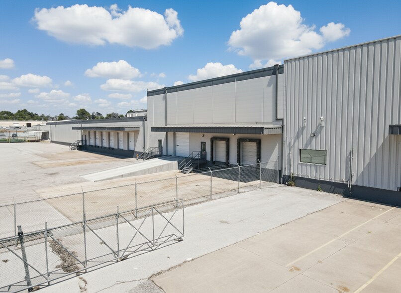 5310-5400 NW 5th St, Oklahoma City, OK à louer - Photo de l’immeuble – Image 3 sur 18