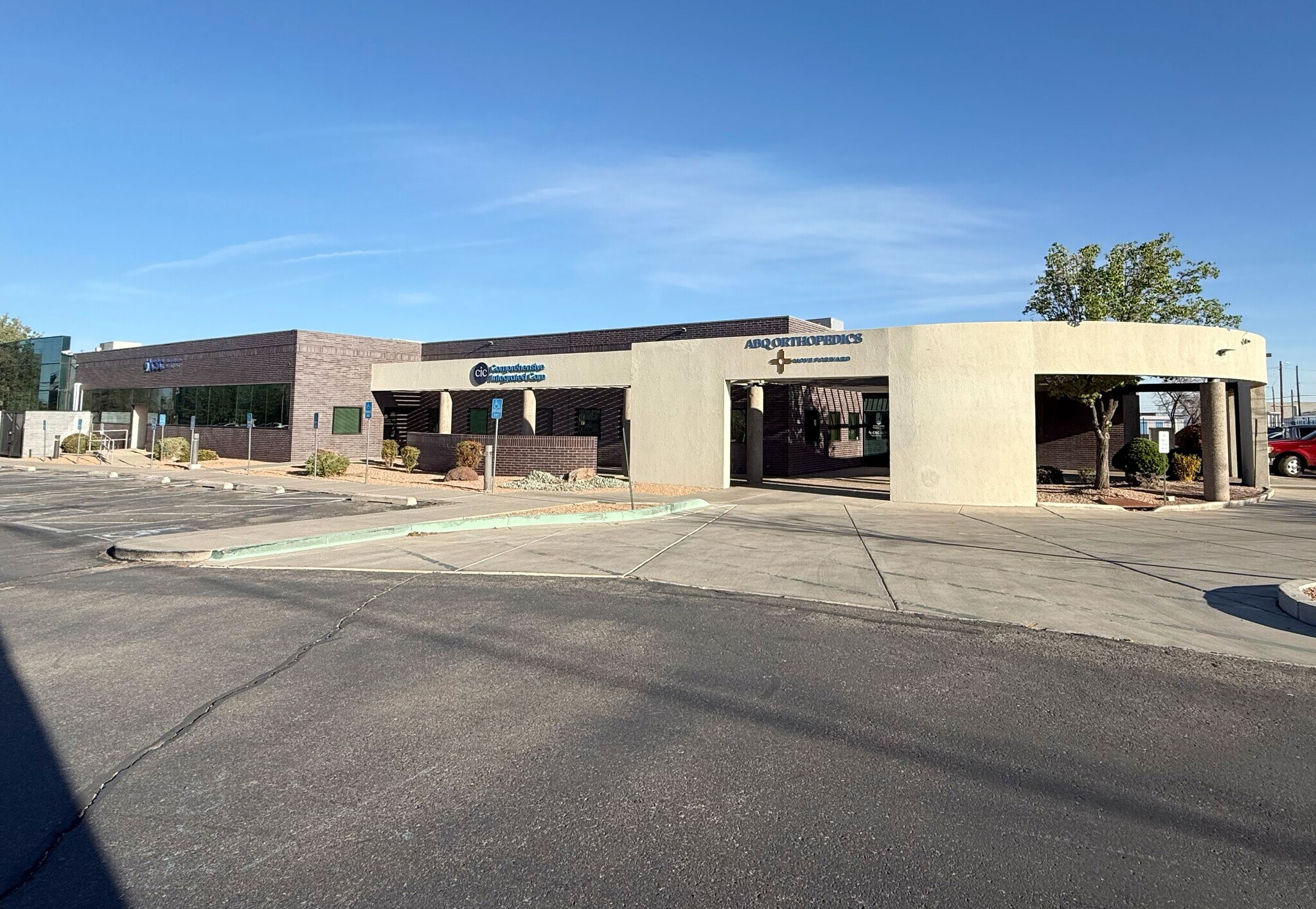 4700 Jefferson St NE, Albuquerque, NM à louer Photo principale– Image 1 sur 24