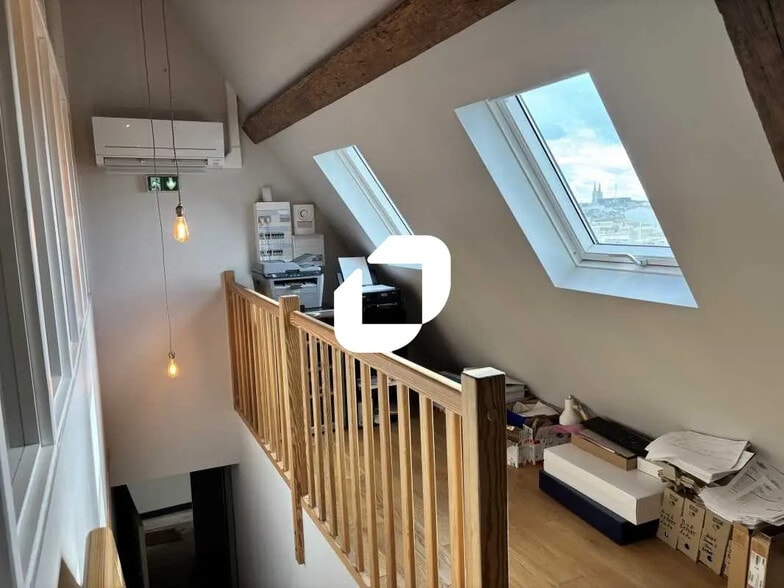 Bureau dans Bordeaux à louer - Photo intérieure – Image 2 sur 6