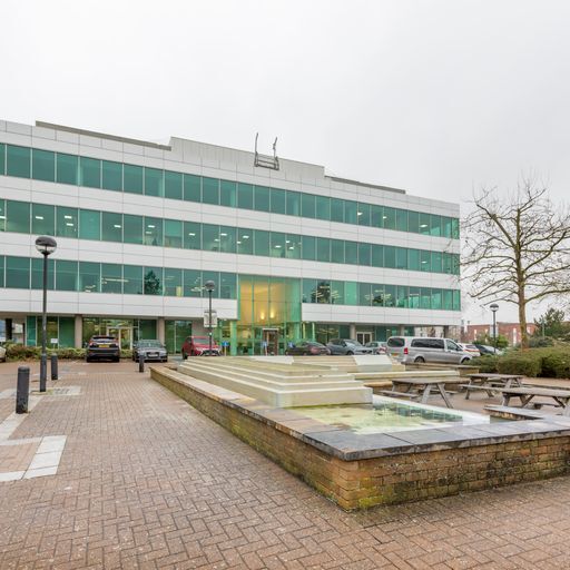 St Albans Rd W, Hatfield à louer - Photo de l’immeuble – Image 1 sur 1