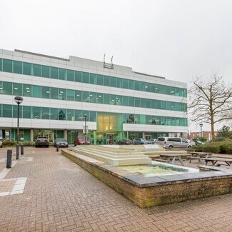 Plus de détails pour St Albans Rd W, Hatfield - Coworking à louer