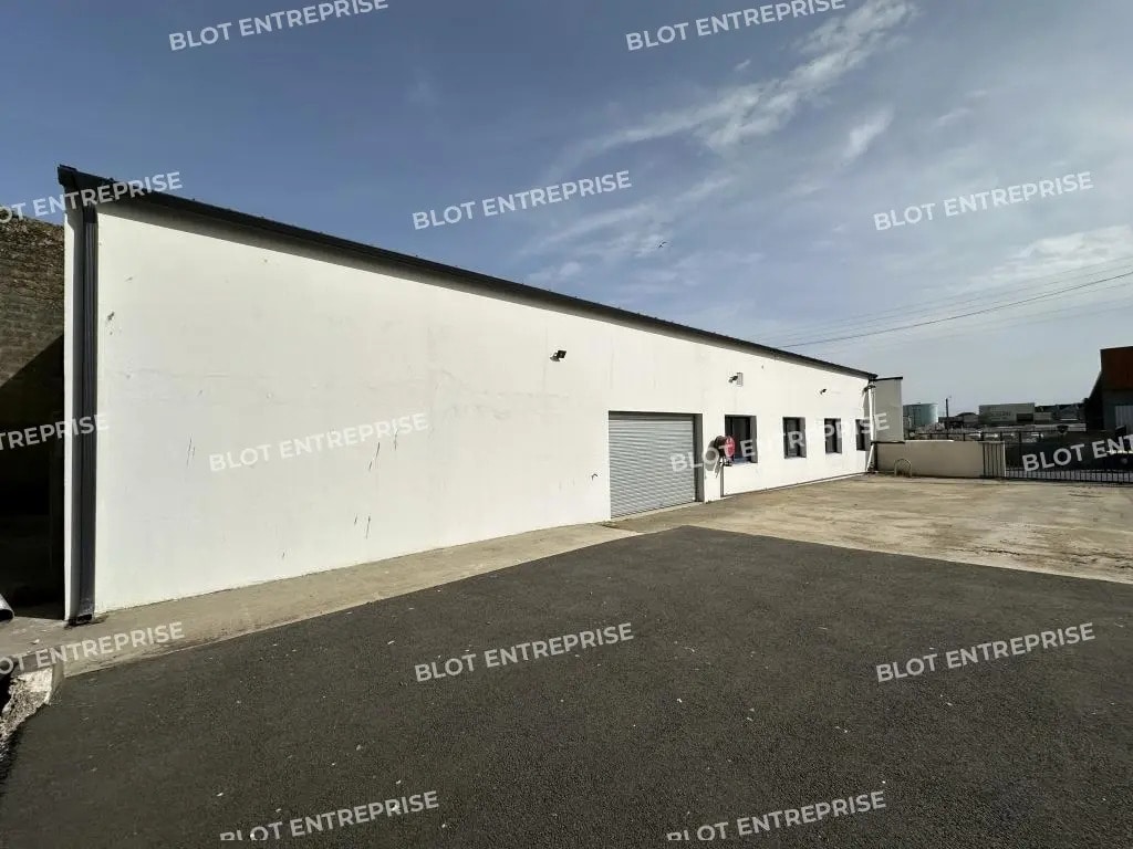 Bureau dans Lorient à vendre Photo de l’immeuble– Image 1 sur 8