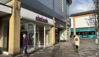 Plus de détails pour 60 Queensmead, Farnborough - Local commercial à louer