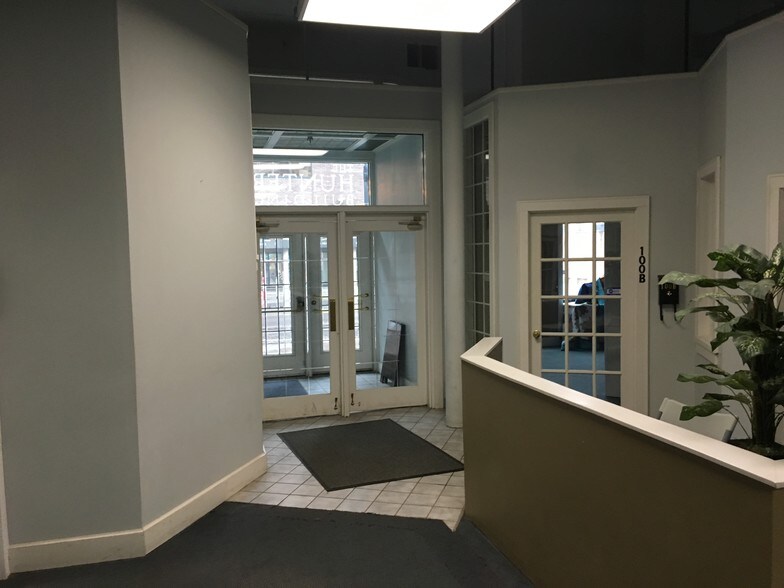 31 W Superior St, Duluth, MN à louer - Photo intérieure – Image 3 sur 24