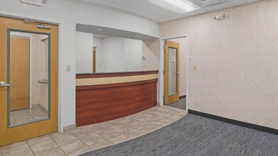 390 Amwell Rd, Hillsborough, NJ à louer - Vidéo sur l’annonce professionnelle 