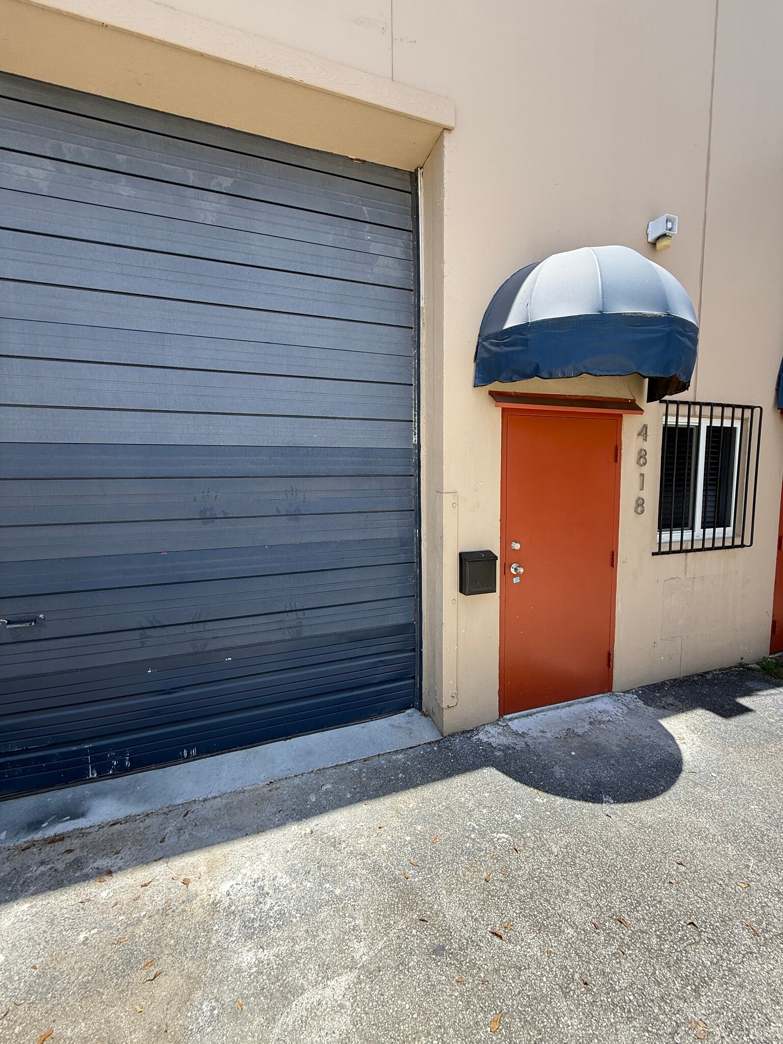 4834-4890 SW 75th Ave, Miami, FL à louer Photo de l’immeuble– Image 1 sur 9