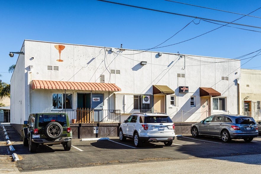 2494-2498 E Main St, Ventura, CA à louer - Photo de l’immeuble – Image 2 sur 11