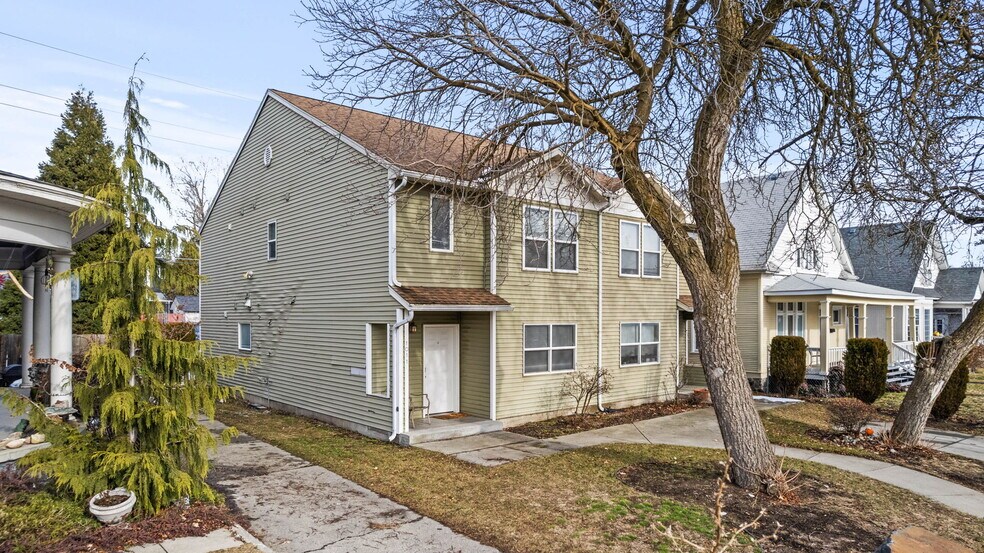 1011 E Indiana Ave, Spokane, WA à vendre - Photo principale – Image 1 sur 1