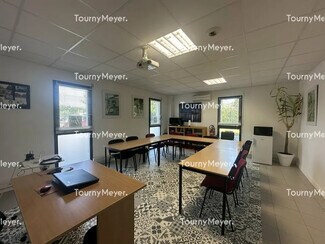 Plus de détails pour Bureau à louer