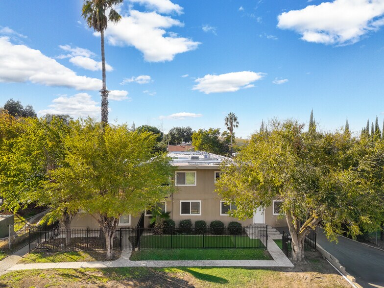 3126 Lone Tree Way, Antioch, CA à vendre - Photo de l’immeuble – Image 3 sur 25