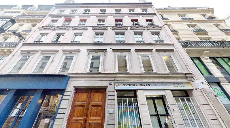Immeuble residentiel dans Paris à vendre Photo de l’immeuble– Image 1 sur 20