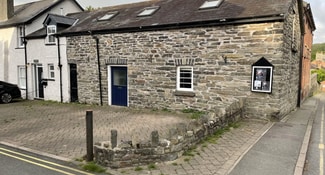 Plus de détails pour West St, Rhayader - Local commercial à louer
