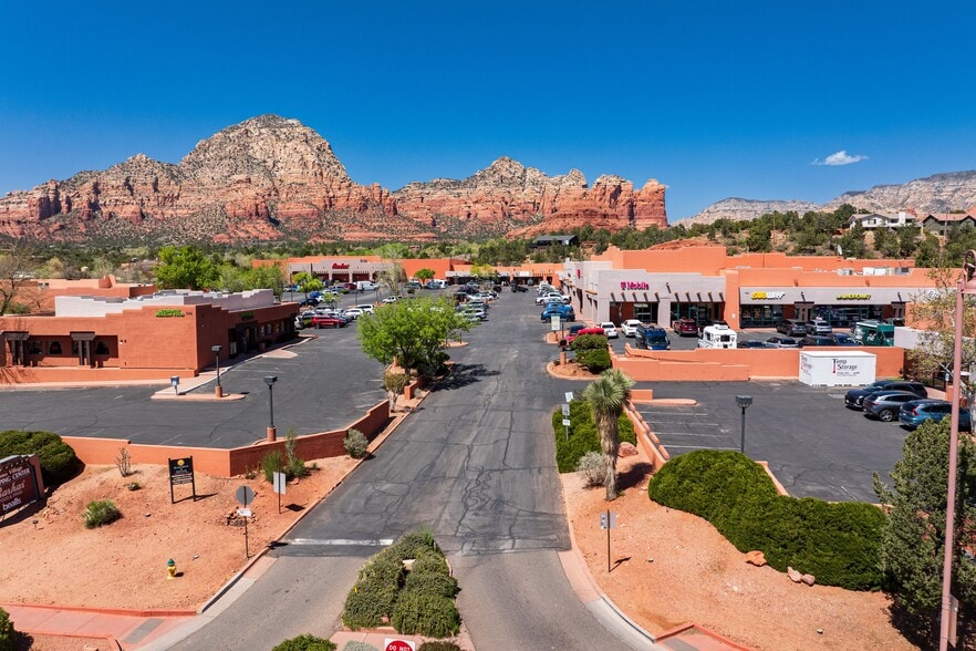 160 Coffee Pot Dr, Sedona, AZ à louer - Photo de l’immeuble – Image 2 sur 13