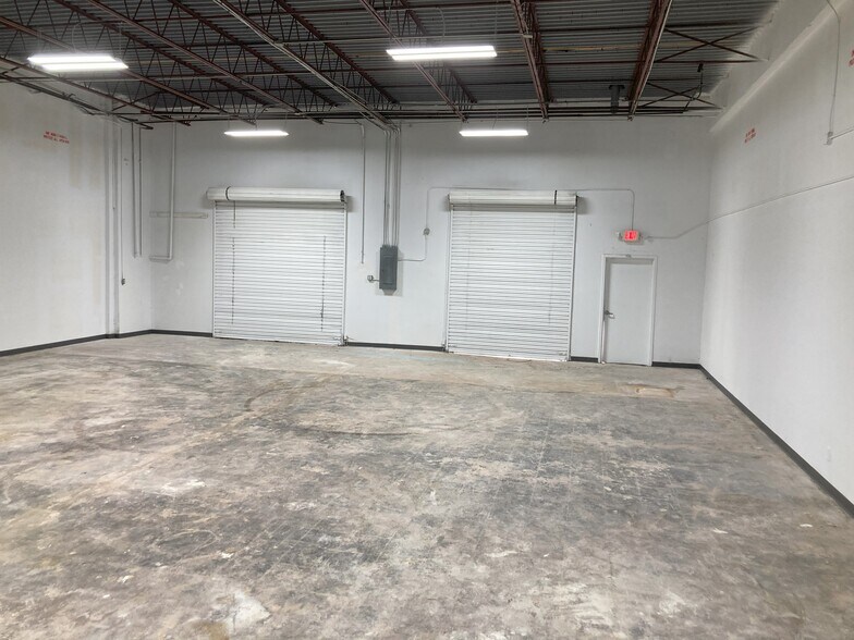 1400 S Marietta Pky SE, Marietta, GA à louer - Photo intérieure – Image 2 sur 8
