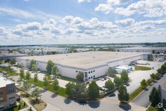 2450-2520 Northwest Pky, Elgin, IL - Vue aérienne vue de carte - Image1