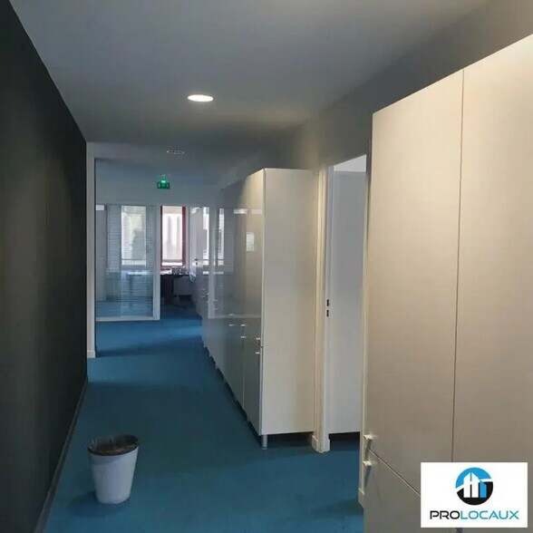21 Avenue Du Granier Immeuble 5, Meylan à louer - Photo de l’immeuble – Image 2 sur 11