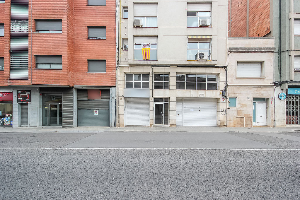 Local commercial dans Sabadell, Barcelona à louer Plan d’étage– Image 1 sur 4