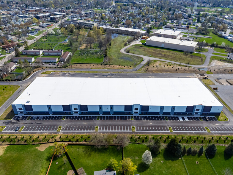 3741 Grove City Rd, Grove City, OH à louer - Photo de l’immeuble – Image 2 sur 2