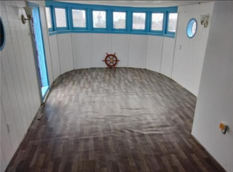 16732-16735 Pacific Coast Highway portefeuille de 2 biens à vendre sur LoopNet.fr - Photo de l’immeuble – Image 2 sur 5