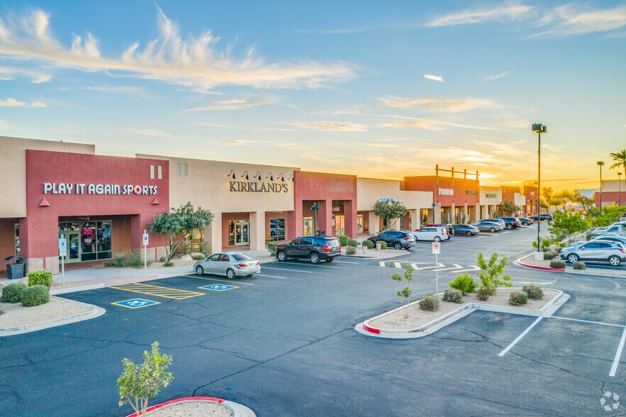 1380-1474 N Litchfield Rd, Goodyear, AZ à louer - Photo de l’immeuble – Image 3 sur 14