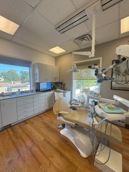 475 W 55th St, Countryside, IL à louer - Photo de l’immeuble – Image 2 sur 12