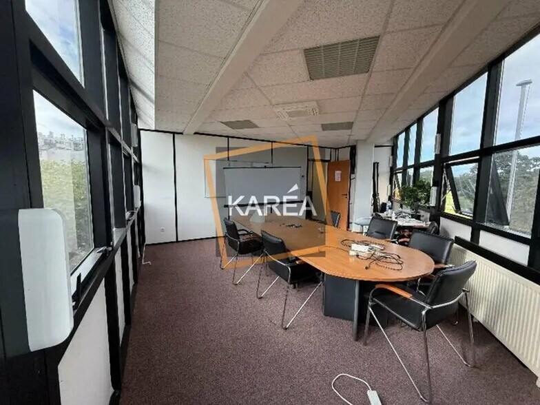 Bureau dans Champigny-sur-Marne à louer - Photo intérieure – Image 2 sur 5