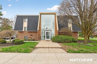 Plus de détails pour 3677 Indianola Ave, Columbus, OH - Logement à vendre