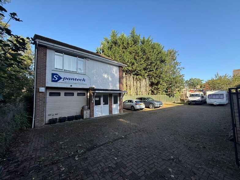 Lagham Rd, Godstone à vendre - Photo de l’immeuble – Image 1 sur 9