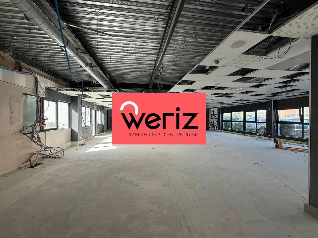 Local d’activités dans Éguilles à louer Photo de l’immeuble– Image 1 sur 7