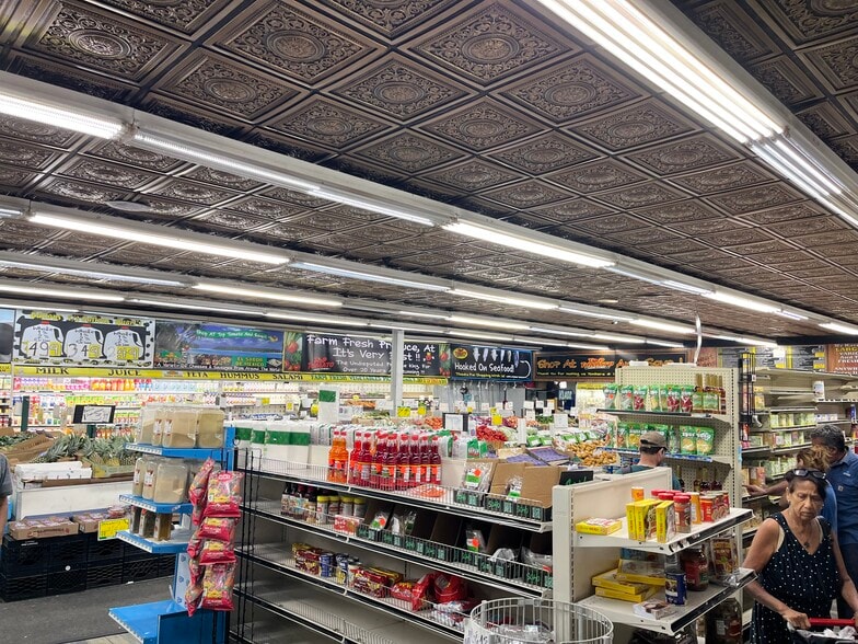420 S Broadway, Yonkers, NY à louer - Photo de l’immeuble – Image 1 sur 2